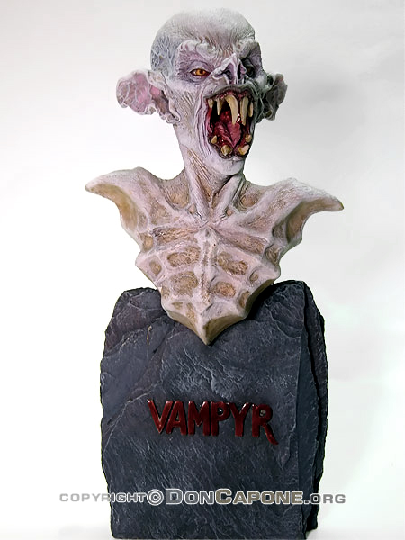 Gothic Vampire Model Kit Bust